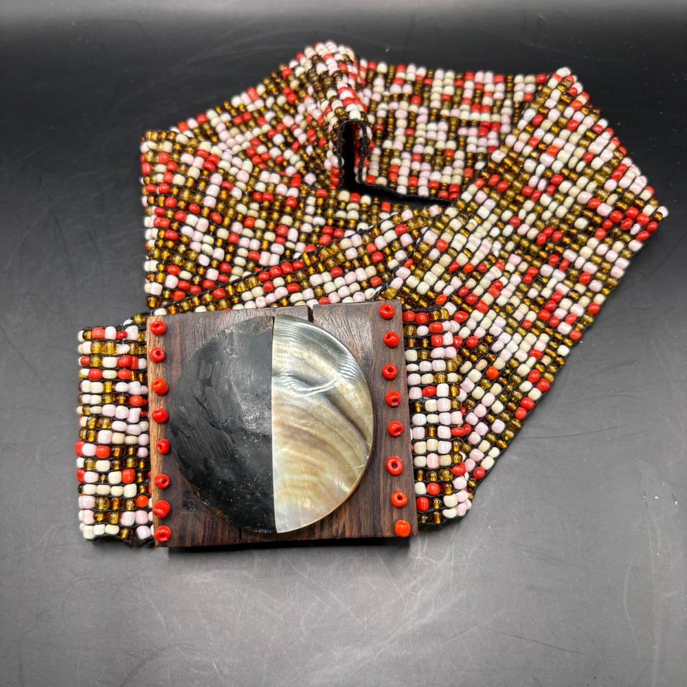 Anthropologie Beaded Belt Wood Shell Inlay Gold Accent‎ Beads 30"/50" stretch